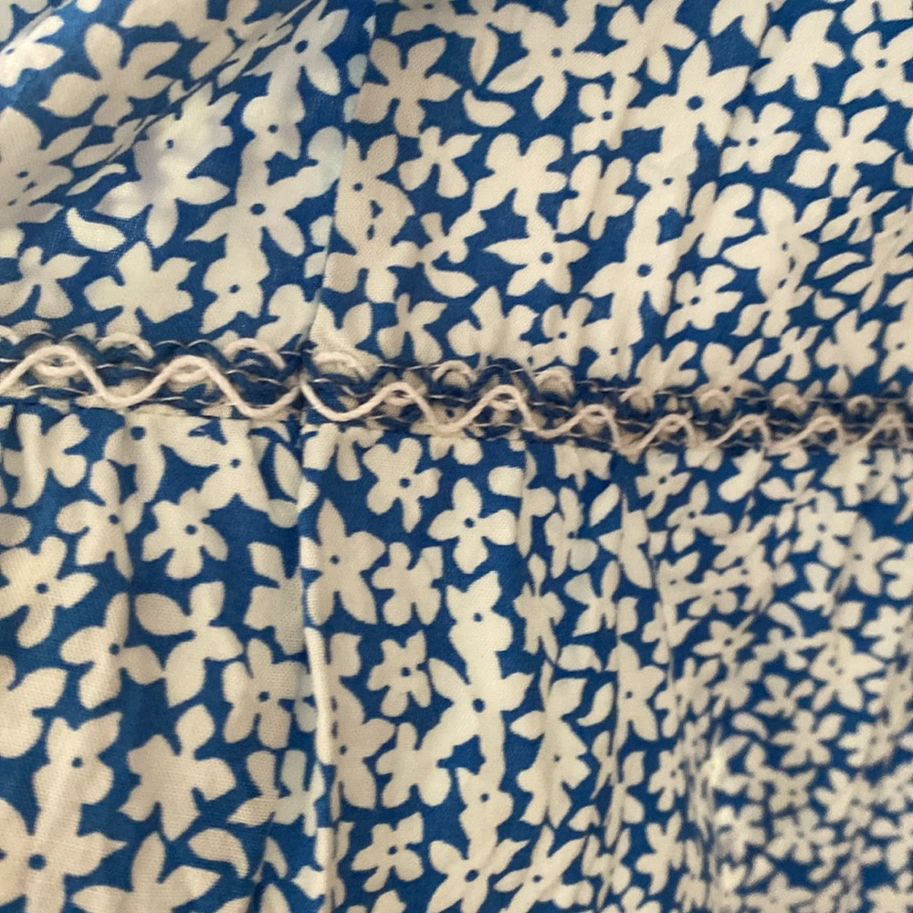 Max Studio Flowing Spring Blouse - image 6